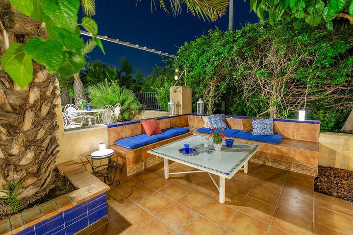 Location de vacances pour 6 personnes, avec jardin et piscine, adapté aux familles dans Formentera De Segura - 2