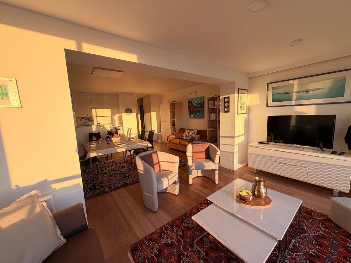 Appartement entier, One-Bedroom Apartment in Plage de Port Fontaine-Lomener, Ploemeur