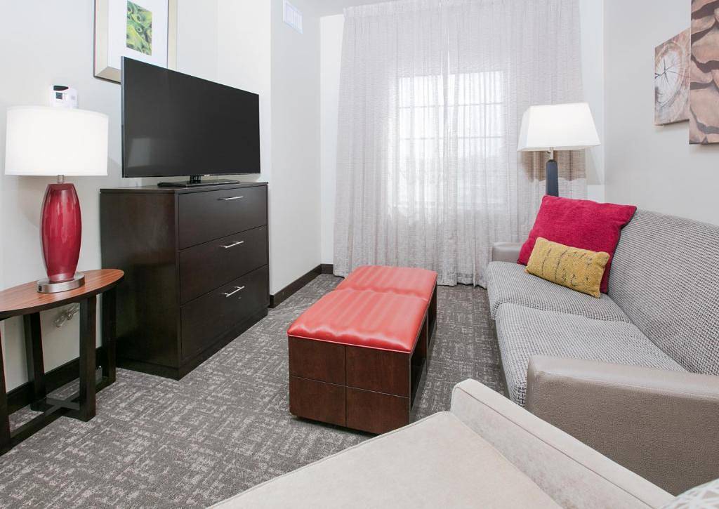 Appartement entier, Staybridge Suites Plano - Richardson Area in Plano, Comté de Collin