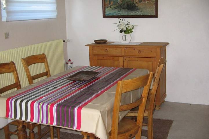 Gîte pour 3 personnes, avec jardin et terrasse à Dimbsthal