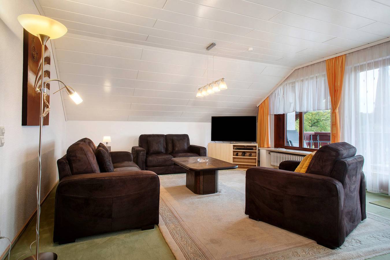 Ganze Wohnung, Ferienwohnung 'Morent' mit Bergblick, Balkon und Wi-Fi in Achberg, Bodensee