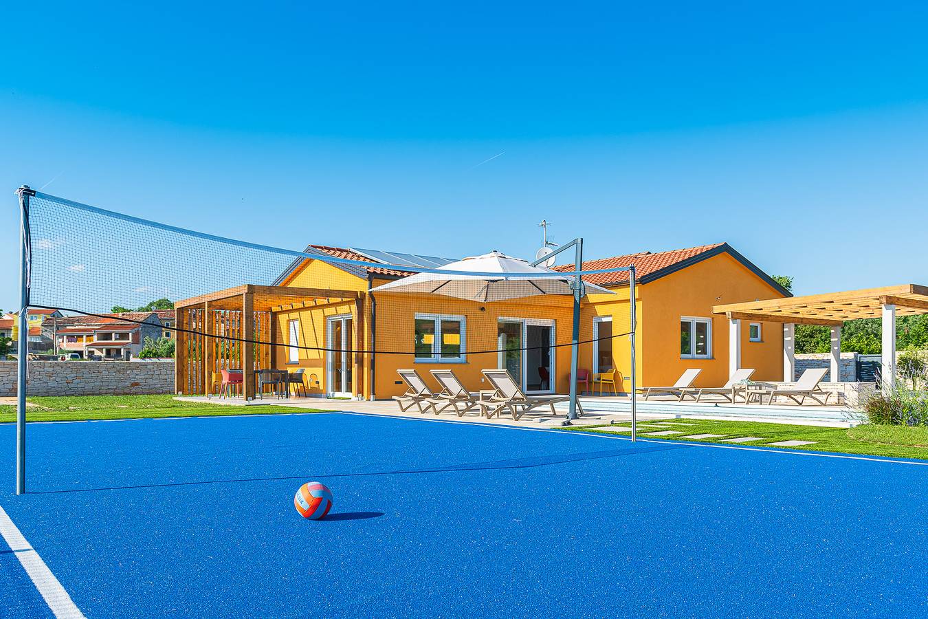 Villa Ora in Režanci, Svetvinčenat
