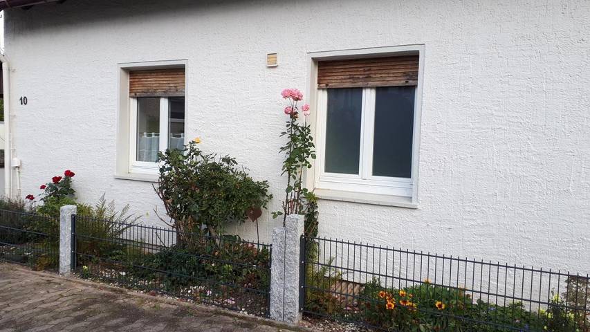 Ferienwohnung für 2 Personen, mit Balkon und Terrasse sowie Ausblick