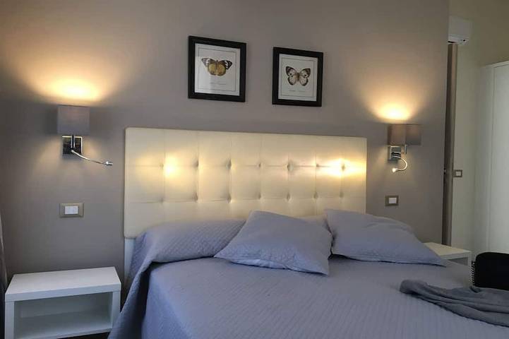Ferienwohnung für 6 Personen, mit Pool und Whirlpool sowie Terrasse und Garten