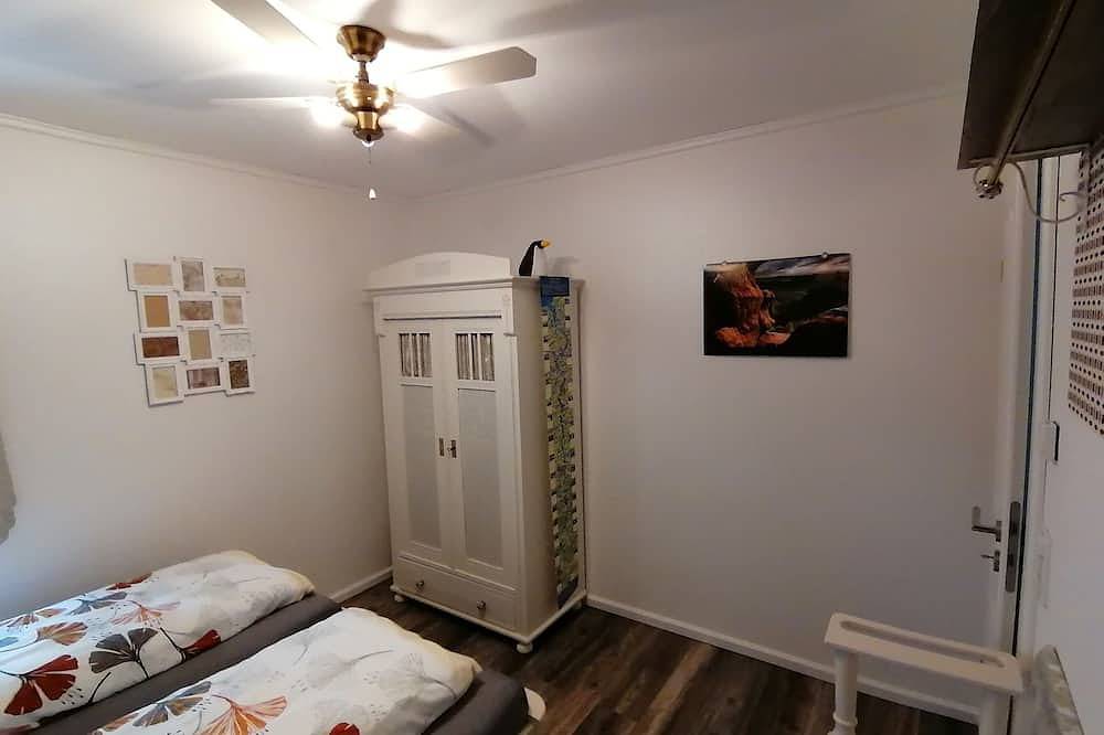 Ganze Wohnung, Gemütliche Ferienwohnung im Landhausstil am Elbhang in Pirna, Elbsandsteingebirge