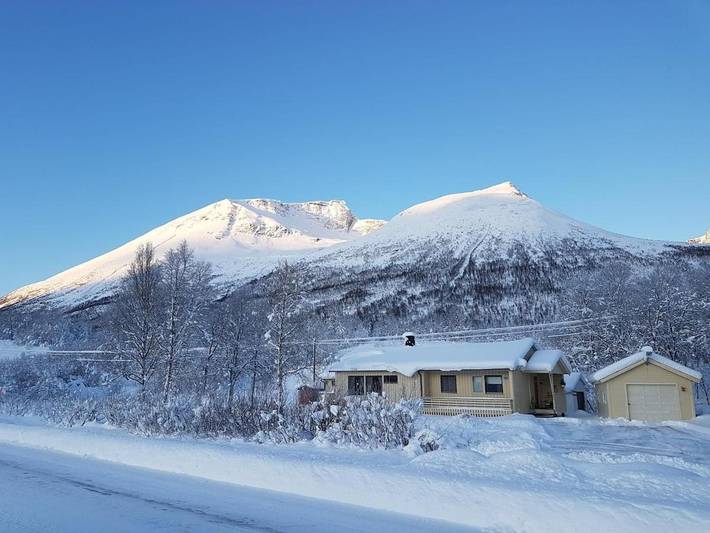 Ferienhaus für 5 Personen, mit Balkon und Terrasse sowie Garten und Ausblick in Tromsø - 2