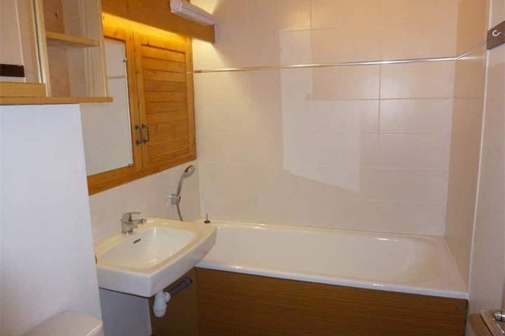 Appartement entier, Studio cosy 4 pers, accès direct pistes, balcon, casier à skis in La Pierre Saint-Martin, Arette