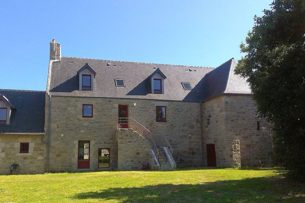 Gîte pour 6 Personnes dans Penmarch, Côte de Cornouaille