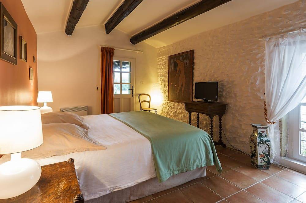 🏡 Charmant Mas du Papillon– Authenticité et Sérénité en Drôme Provençale in Valaurie, Région de nyons