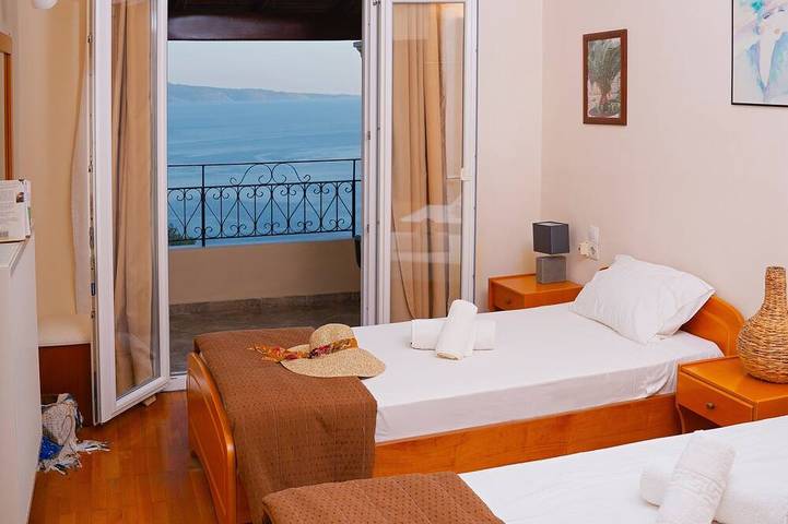 Villa Vasso Three-Bedroom Sea View Residence, near Kerasia Beach in Paralia Kerasia, Corfou
