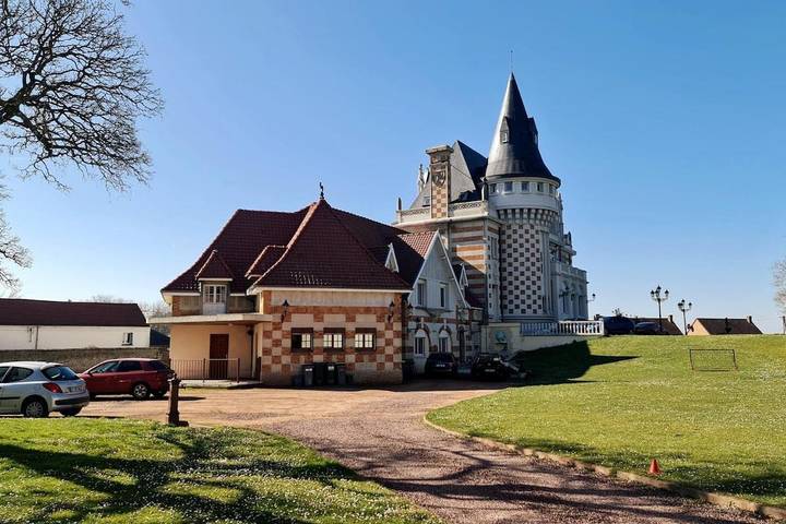 Gîte pour 4 personnes, avec jardin dans Famars