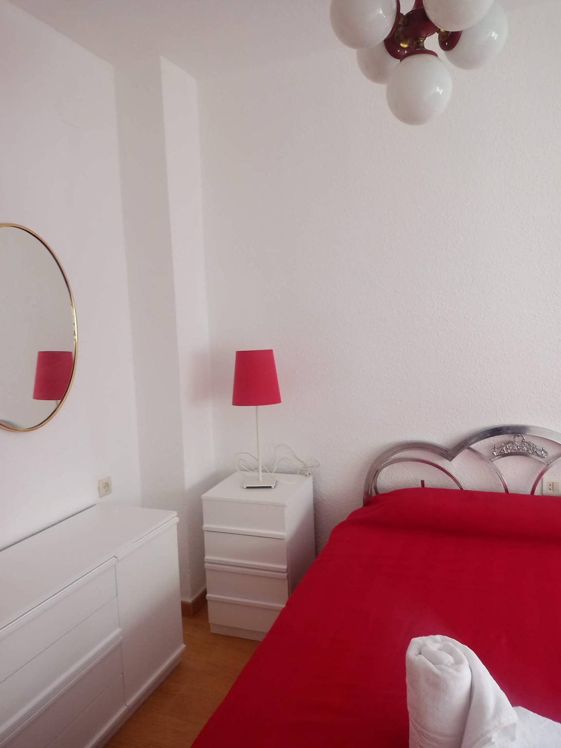 Entire apartment, Apartment 'Casacuéntame' with Private Terrace, Wi-Fi and Air Conditioning in Zaidín - Vergeles, Granada