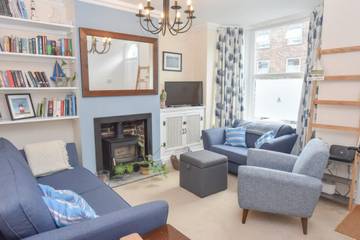 Holiday Rental for 8 People in Cowes, Isle of Wight, Photo 2