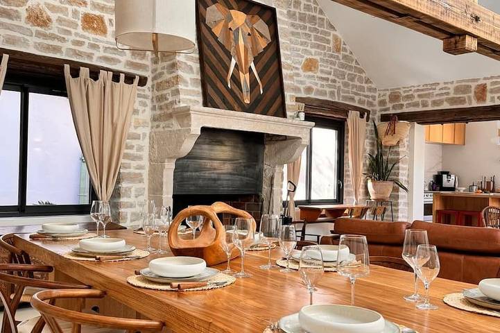 Holiday rental for 14 people, with hot tub and garden, with pets in Beaune