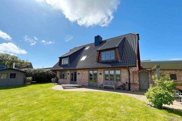 Ferienhaus für 8 Personen, mit Terrasse und Garten sowie Sauna und Ausblick in Tinnum - 2