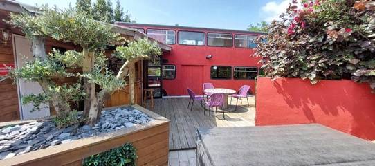 Gîte pour 4 personnes, avec sauna et jacuzzi ainsi que jardin et terrasse à Clécy