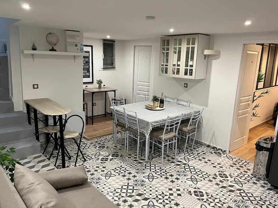 Appartement entier, B0 - Fabulous Appart - 10min Paris Expo - 5 rooms 8 beds in Bagneux, Hauts-de-Seine