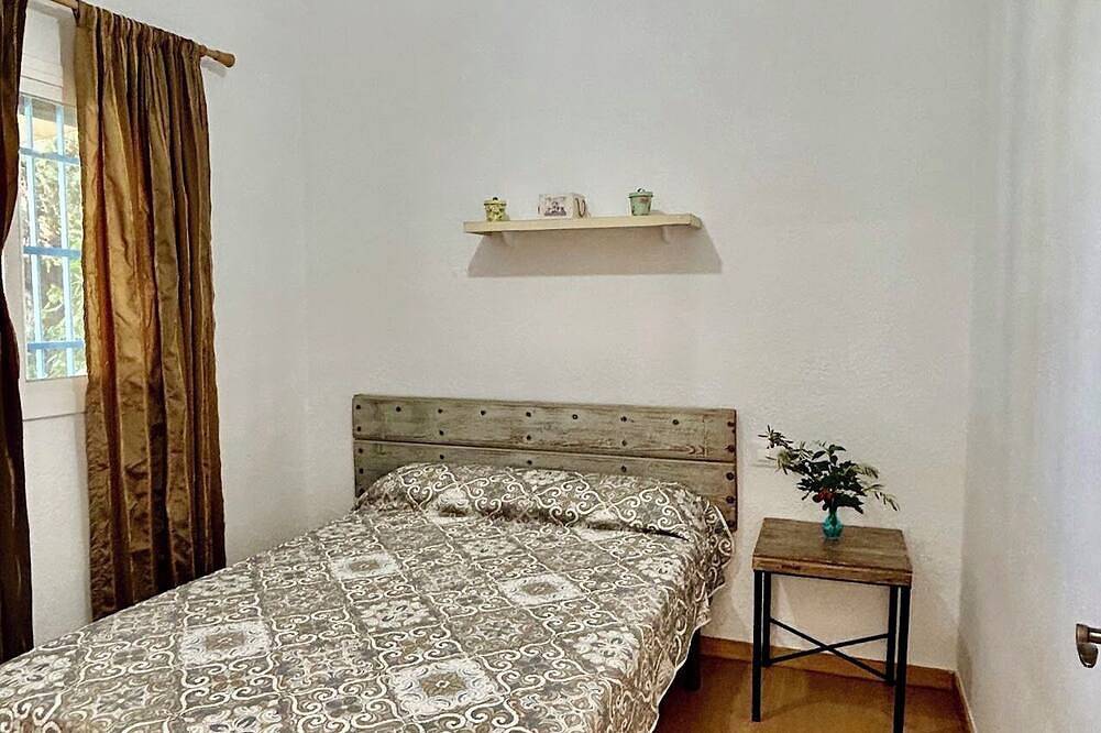 Casa Castillo Charming Rural Getaway in Arahal, Sevilla Provinz
