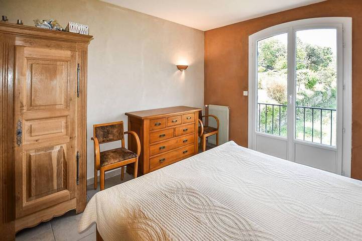 Location de vacances pour 8 personnes, avec jardin à Taulignan - 2