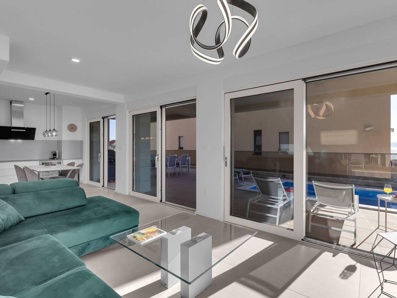Ganze Wohnung, Apartman Delux with private pool in Tucepi, Makarska Riviera