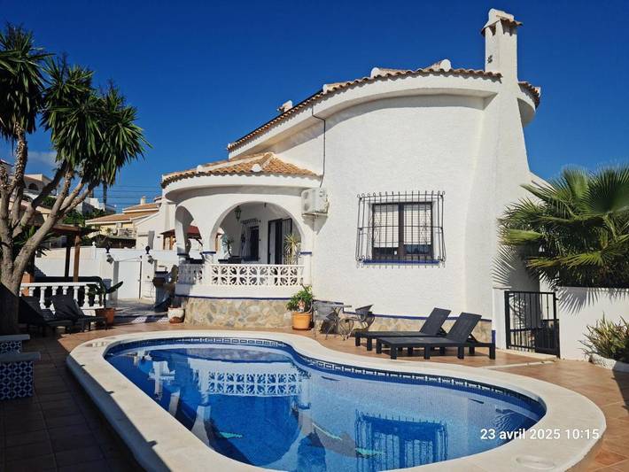 Chalet para 5 personas, con Balcón y Terraza además de Jardín y Piscina en Ciudad Quesada
