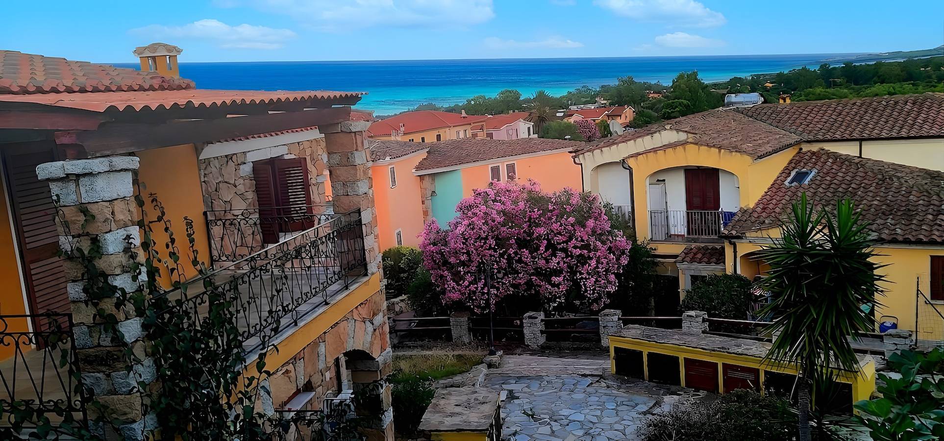 Holiday Home 'Neda' with Sea View, Private Terrace and Air Conditioning in Agrustos, Budoni