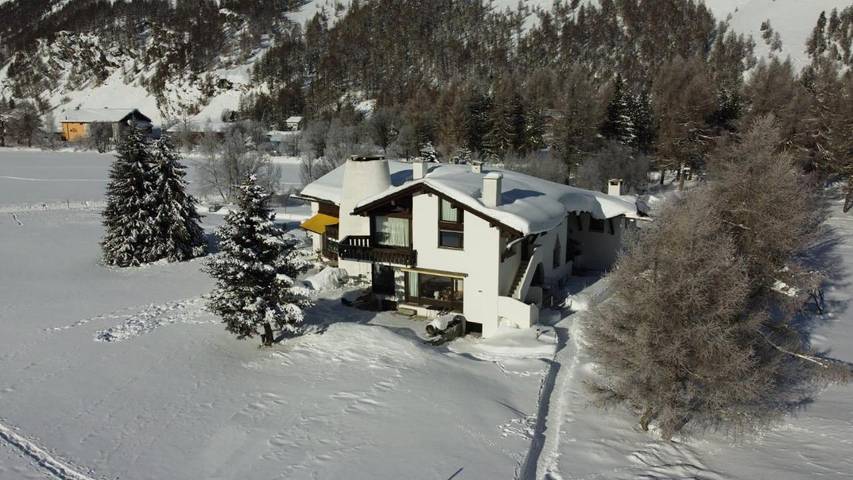 Gîte pour 8 personnes, avec jardin ainsi que vue et sauna dans Sils Maria - 3