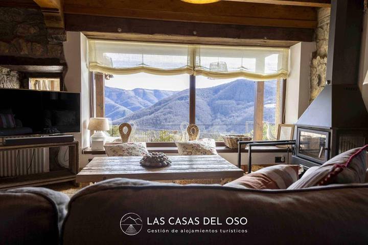 Casa rural para 8 personas, con Balcón y Terraza además de Jardín y Vistas en Quirós