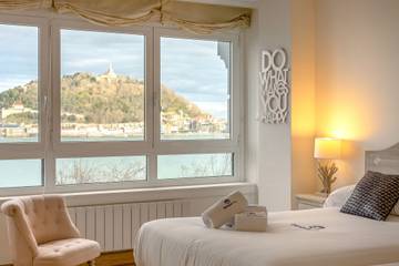 Holiday Rental for 5 People in Playa de la Concha, San Sebastian, Photo 2
