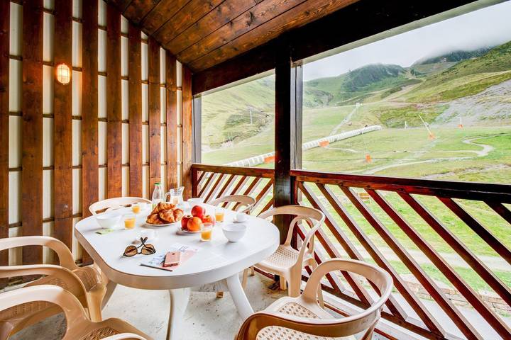 Gîte pour 8 personnes, avec balcon et piscine à Germ - 4