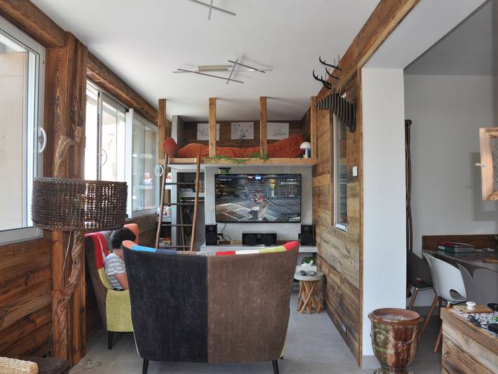 Gîte pour 6 personnes, avec jardin dans Office De Tourisme Des Carroz - 2