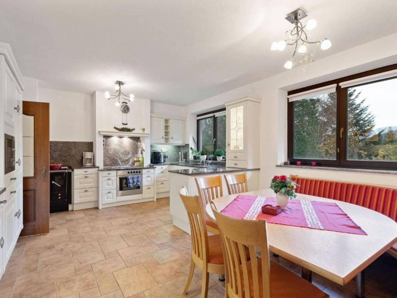 Landhaus umgeben von Bergen und Skigebieten in Mallnitz, Lieser-Maltatal