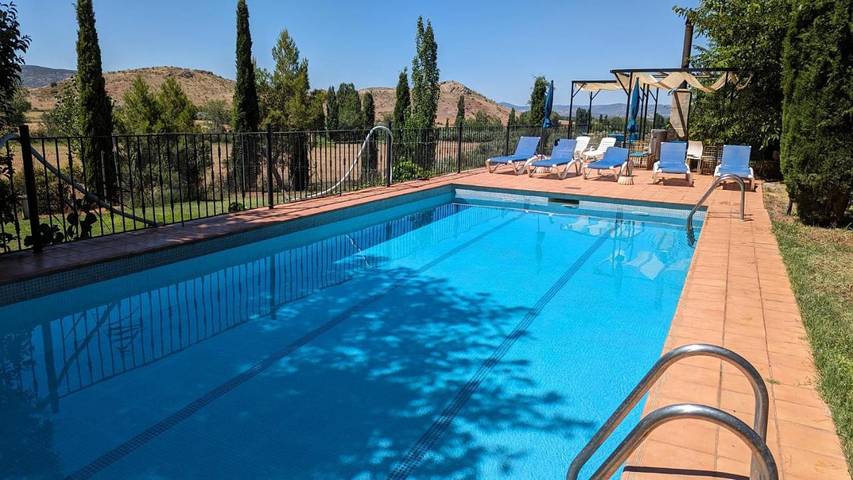 Casa rural para 2 personas, con vistas además de jardín y piscina, Se admiten mascotas en Provincia de Albacete