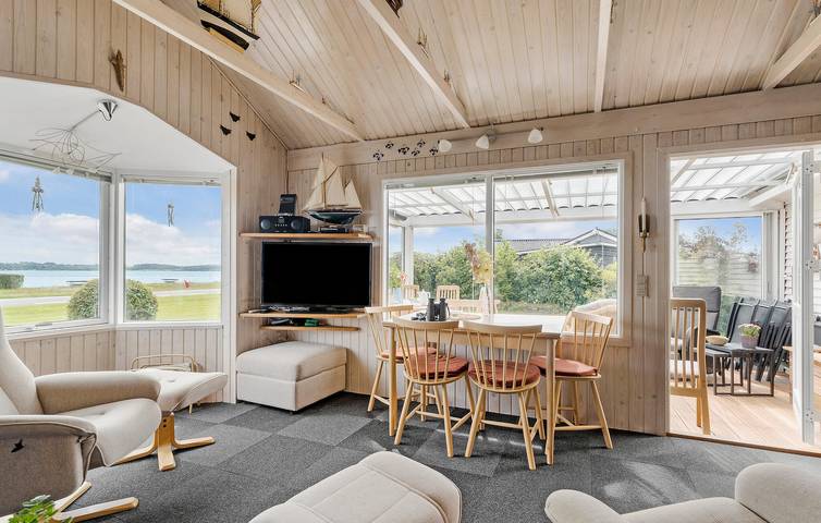 Ferienhaus für 3 Personen mit Terrasse in Skarrev, Apenrade