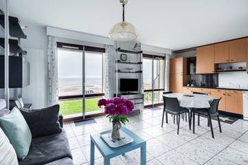 Appartement De Vacances pour 4 Personnes dans Notre-Dame-Des-Fleurs, Côte Fleurie, Photo 1