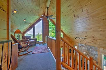 Log Cabin for 4 Guests in Fontana Lake, Swain County, Picture 3