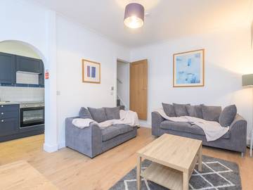 Glamping for 6 People in Leeds, West Yorkshire, Photo 2