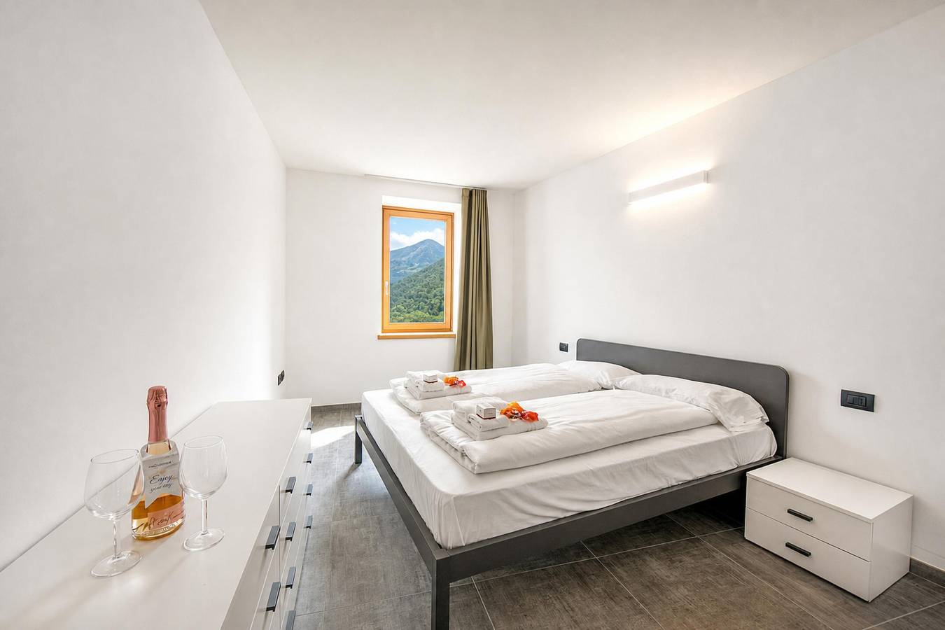Ganze Wohnung, Appartamento Borgo Pastoedo near Lake Tenno in Villa del Monte, Tenno