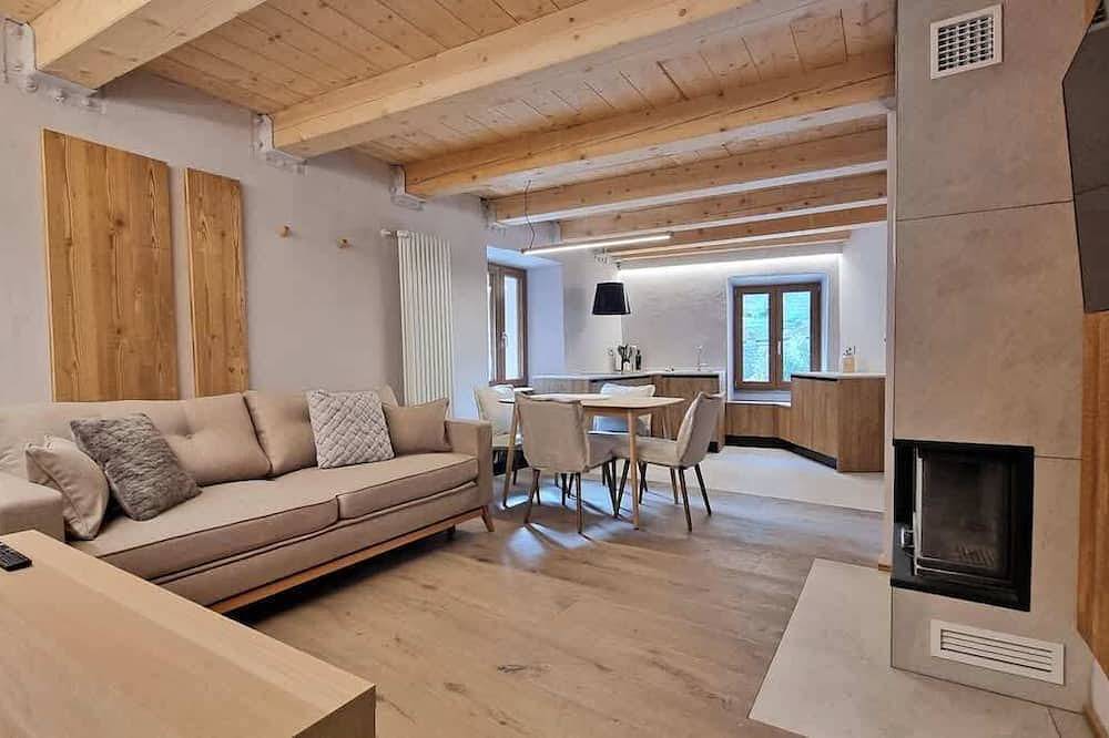 Appartement entier, Alpine Cozy Nook in Courmayeur, Massif du Mont-Blanc