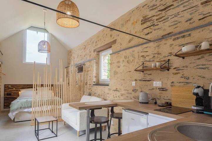 Gîte pour 2 personnes, avec Terrasse et Jardin