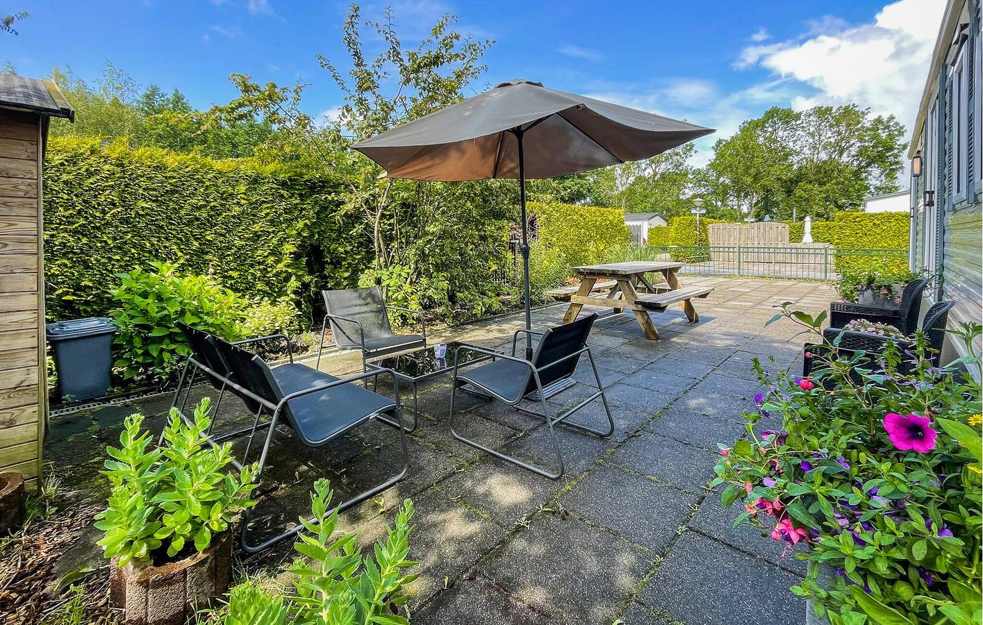 Wohnwagen für 4 Personen mit Terrasse in Franekeradeel, Niederländische Nordsee