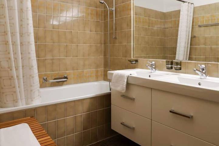 Ganze Wohnung, Allod Park Haus C 704 in Davos Platz 1, Davos
