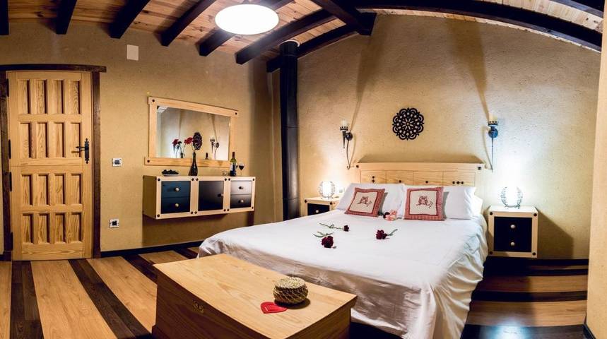 Casa rural para 4 personas, con Jacuzzi y Vistas en Navatejares - 3