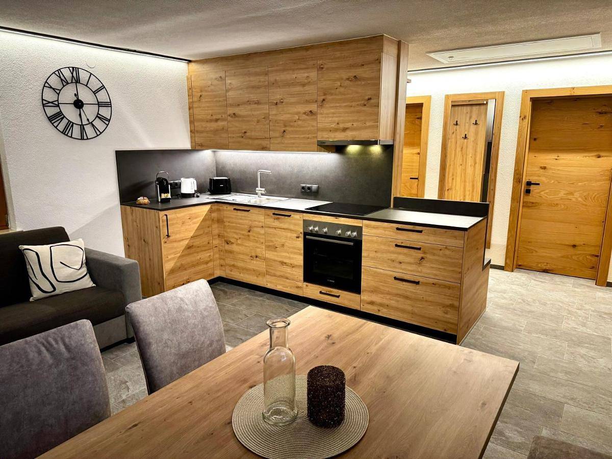 Geheel appartement, Apart Montana in Glockturmkamm, Ried im Oberinntal