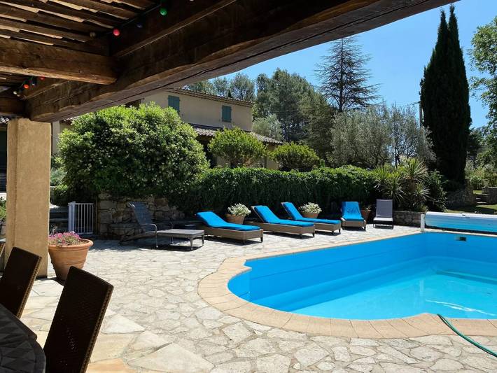 Chalet para 13 personas, con jardín y piscina - 1