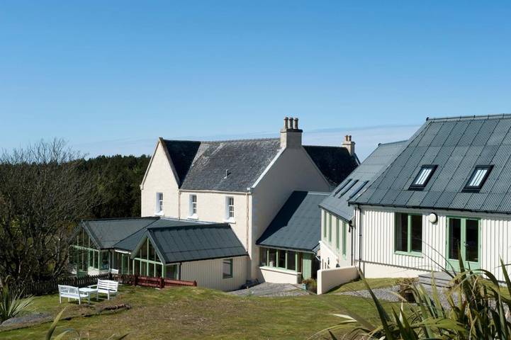 Holiday rental for 2 people, with terrace and garden, with pets on North Uist