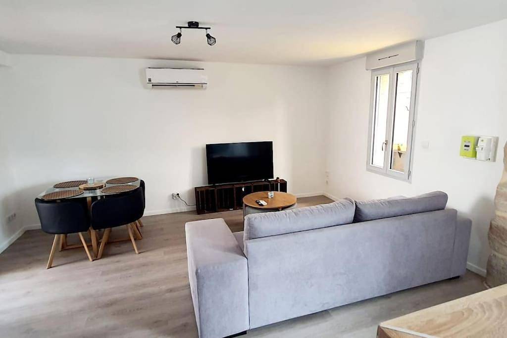 Appartement entier, Two-Bedroom Apartment in Brive-la-Gaillarde, Région de Brive-la-Gaillarde
