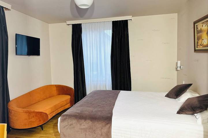 Hôtel pour 20 personnes, avec jacuzzi et sauna