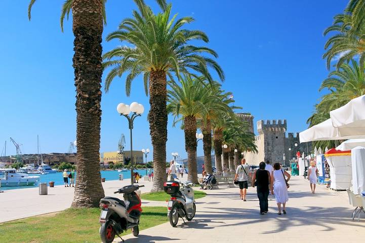 Gîte pour 6 personnes, avec terrasse à Trogir - 4