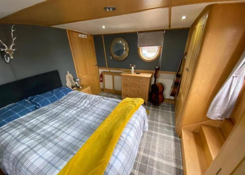 Double Room in Denham, Colne Valley Park
